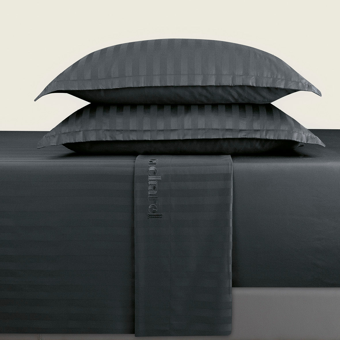 Sheet set cotton satin - Dobby stripe woven Black